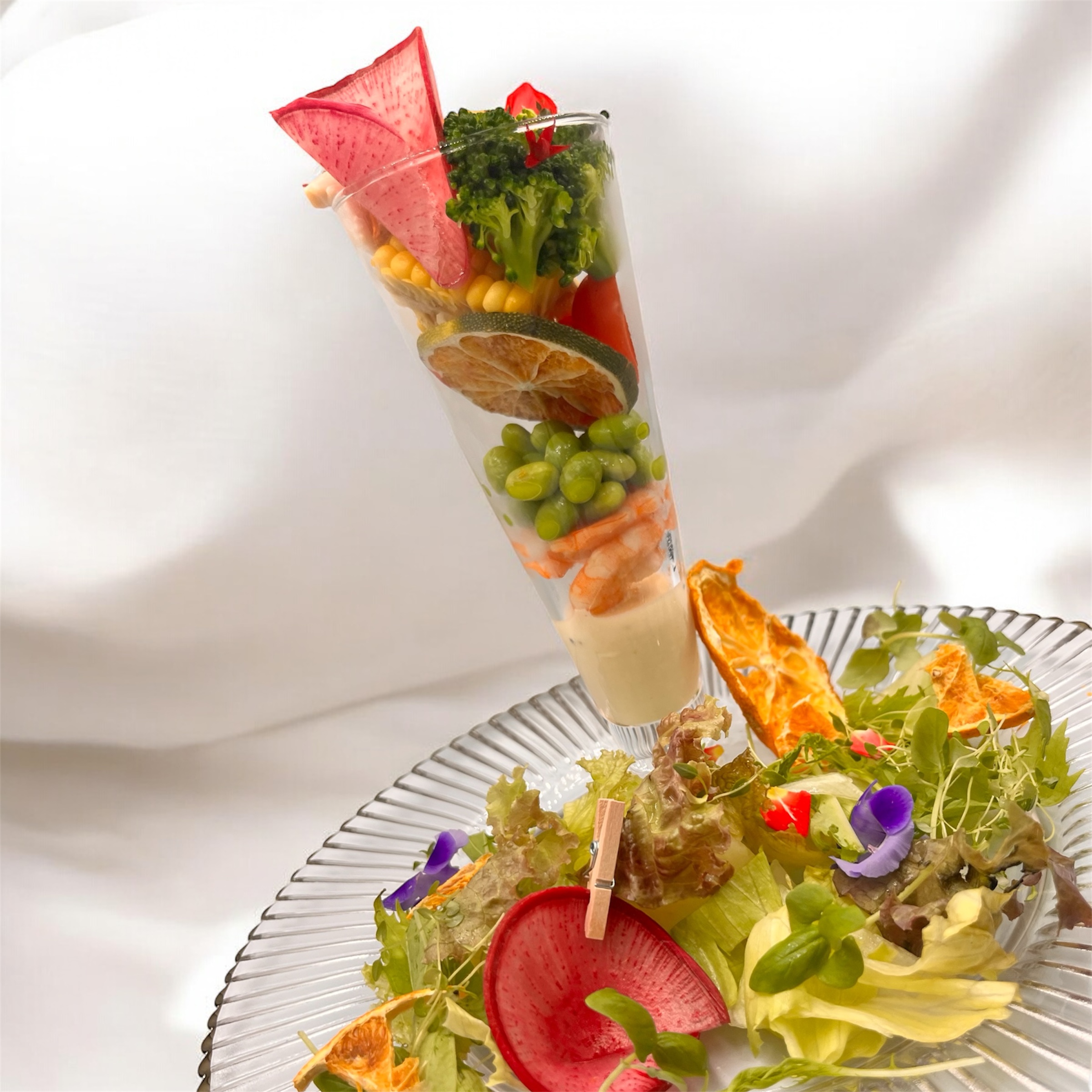彩り野菜のアートサラダの画像